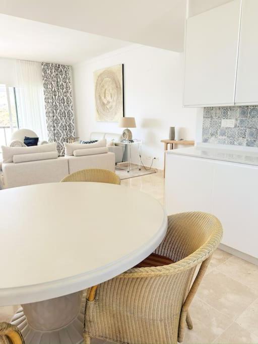 شقة Oceanview Luxury Penthouse إِستيبونا المظهر الخارجي الصورة