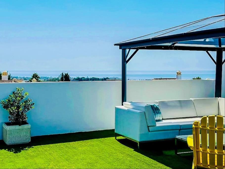شقة Oceanview Luxury Penthouse إِستيبونا المظهر الخارجي الصورة